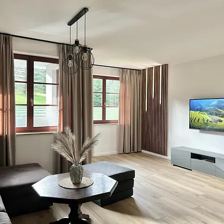 W Rezydencji Pod Swierkami Apartamento Karpacz